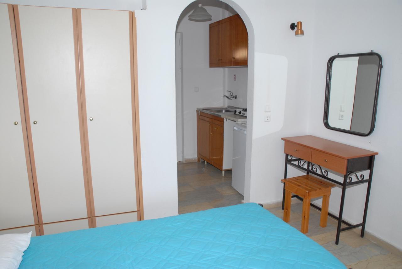 Apollo Hotel Kavos Exterior photo