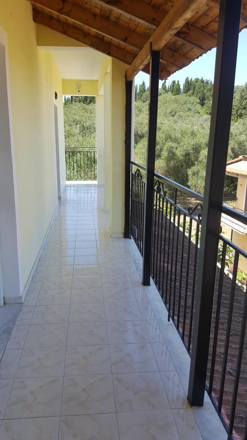 Apollo Hotel Kavos Exterior photo