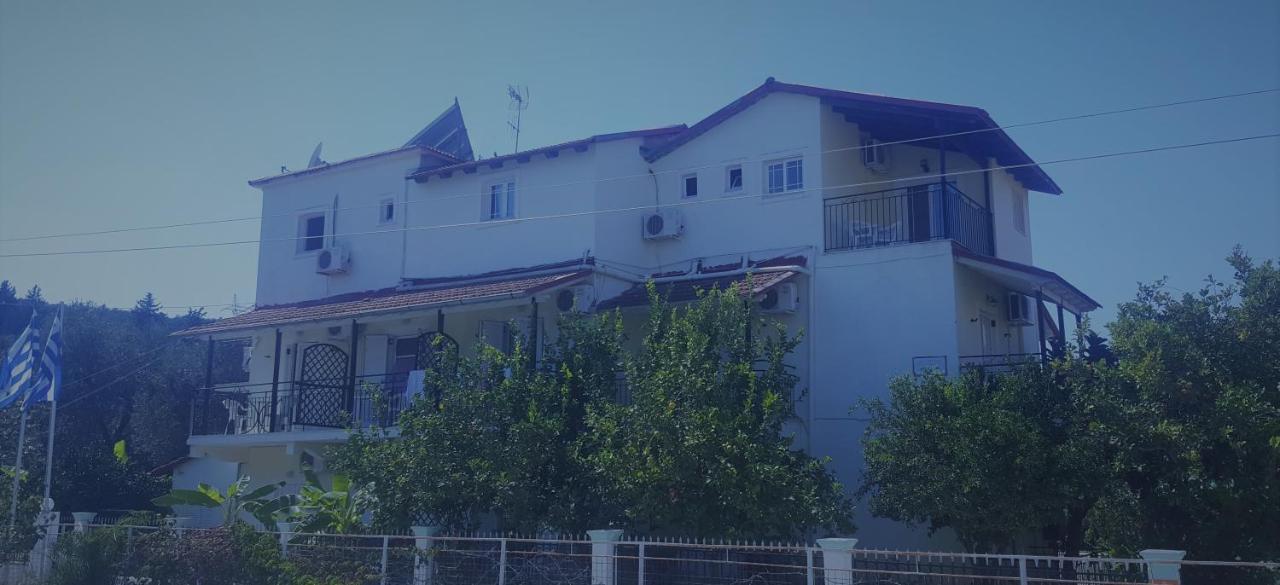 Apollo Hotel Kavos Exterior photo