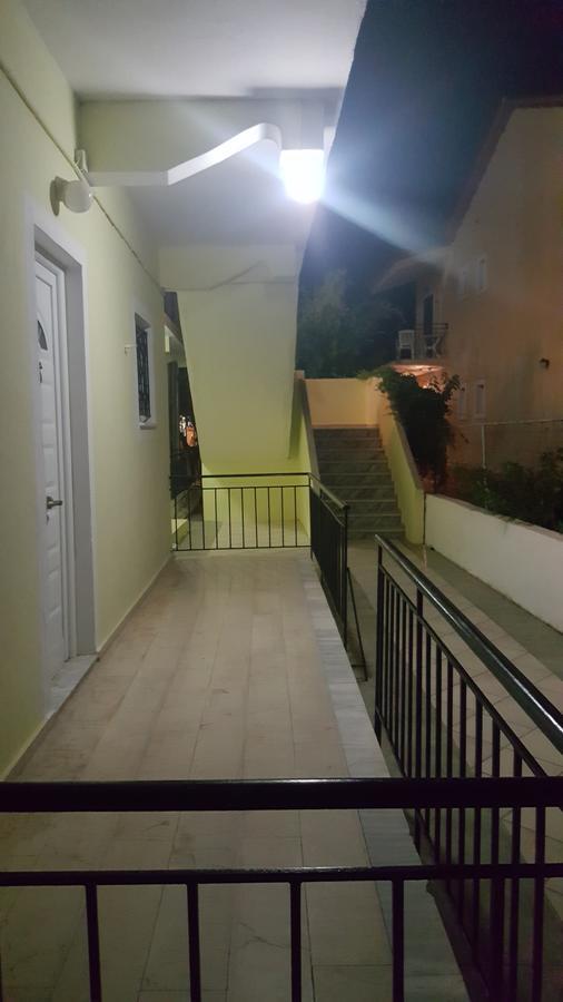 Apollo Hotel Kavos Exterior photo
