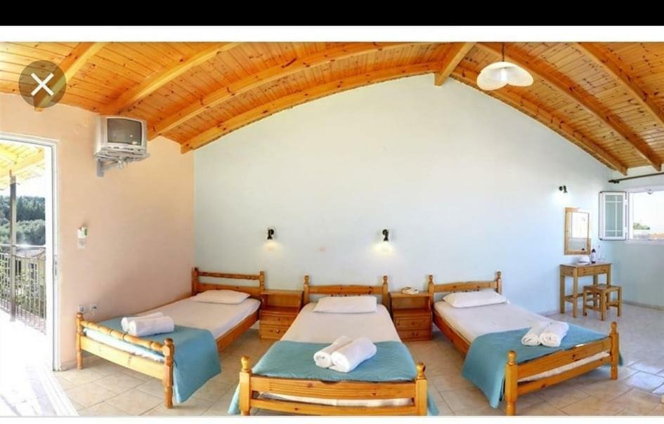Apollo Hotel Kavos Exterior photo